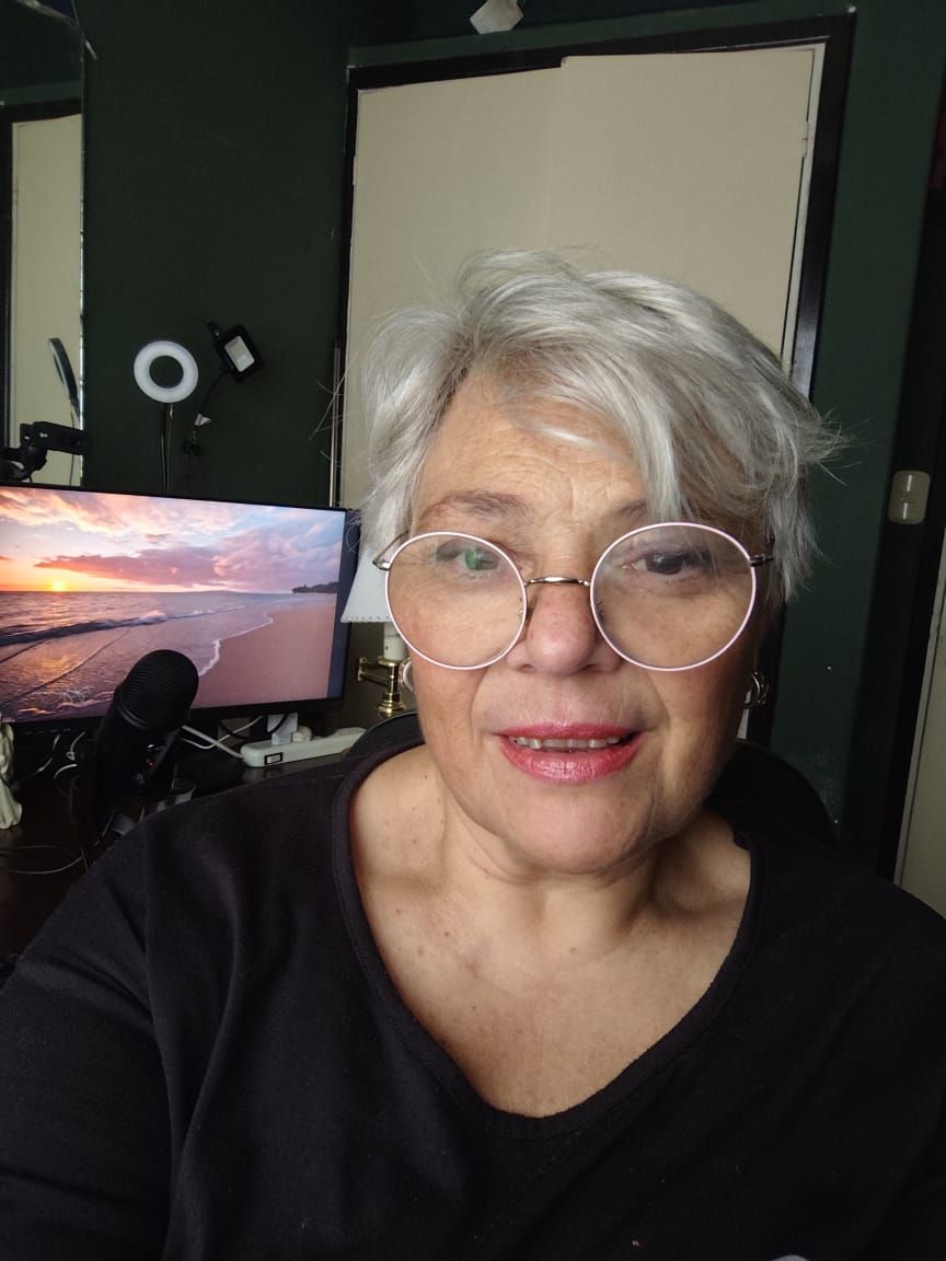 Pompeya Cabas, especialista en biodecodificación online